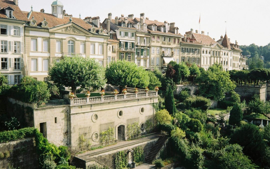 Visiter Nîmes: activités incontournables et conseils pratiques